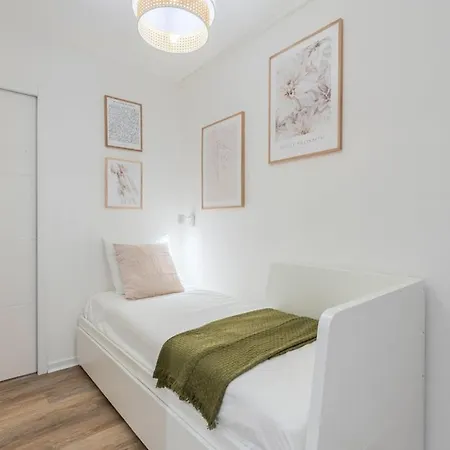 Apartment Unique In The Old !