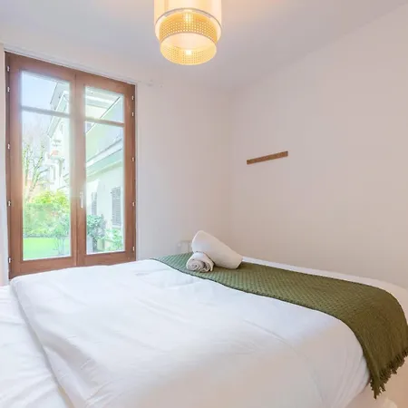 Unique In The Old ! * Lille